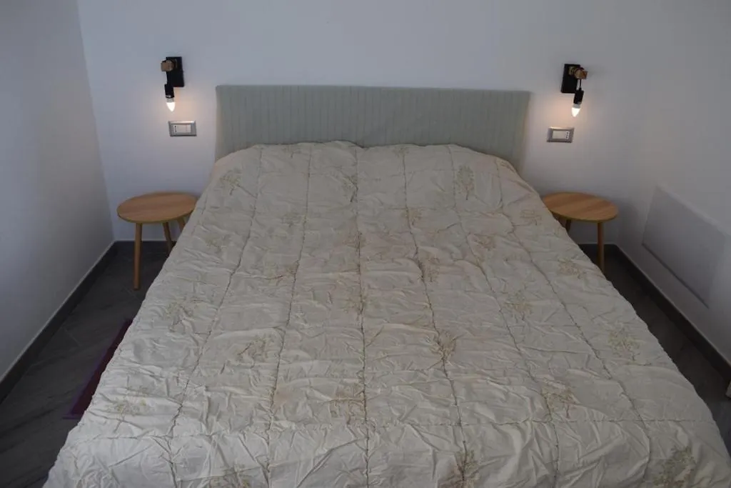 Moon - Camere Con Bagno Privato Su Forti 0*,  إيطاليا